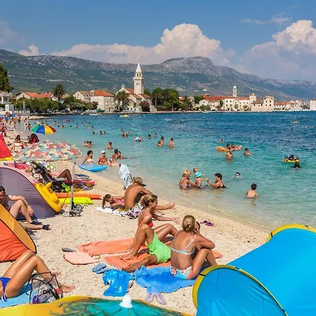 Family Friendly House With A Swimming Pool Kastel Novi, Kastela - 16199 Дом отдыха *