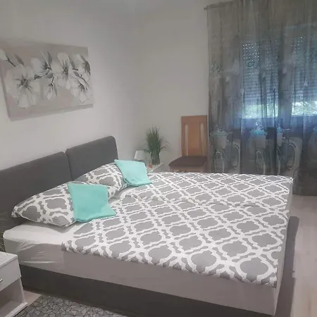 Family Friendly House With A Swimming Pool Kastel Novi, Kastela - 16199 *