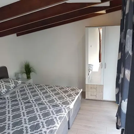Family Friendly House With A Swimming Pool Kastel Novi, Kastela - 16199 * Кастель-Нови