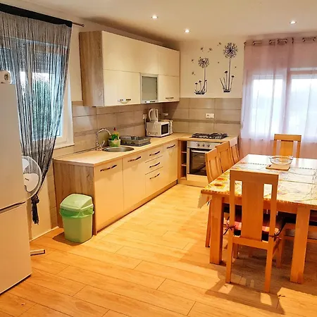 Family Friendly House With A Swimming Pool Kastel Novi, Kastela - 16199 *